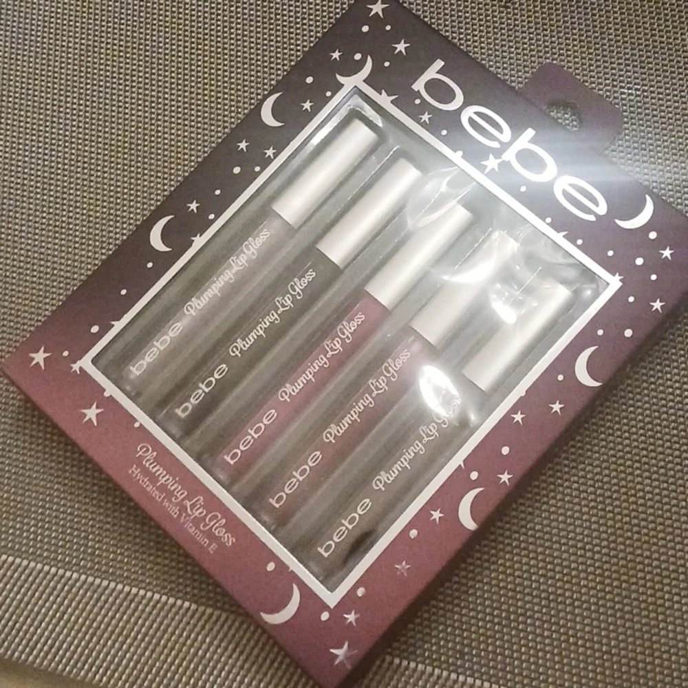 bebe Plumping Lip gloss